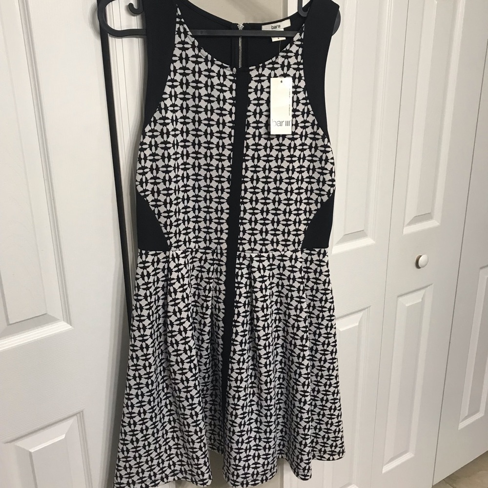 New mini dress with pockets!